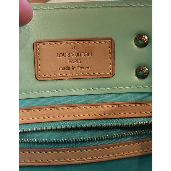 Louis Vuitton Tote Bag Vernis Reade PM Peppermint Monogram Leather - Picture 8 of 10